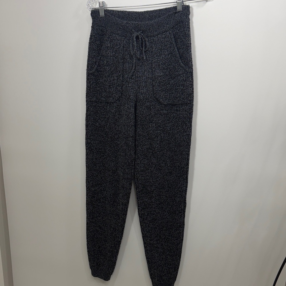 Alo Women’s Marl Sweater Pant size XS.30% Wool.
